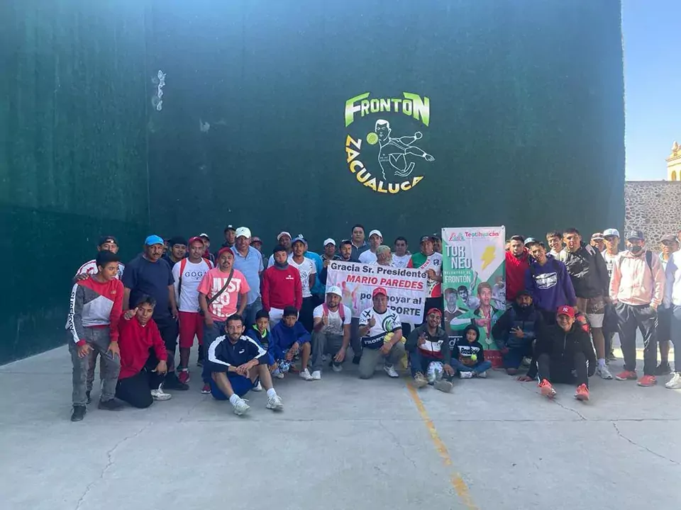 En Santiago Zacualuca iniciamos hoy el Torneo de Fronton Pelota jpg