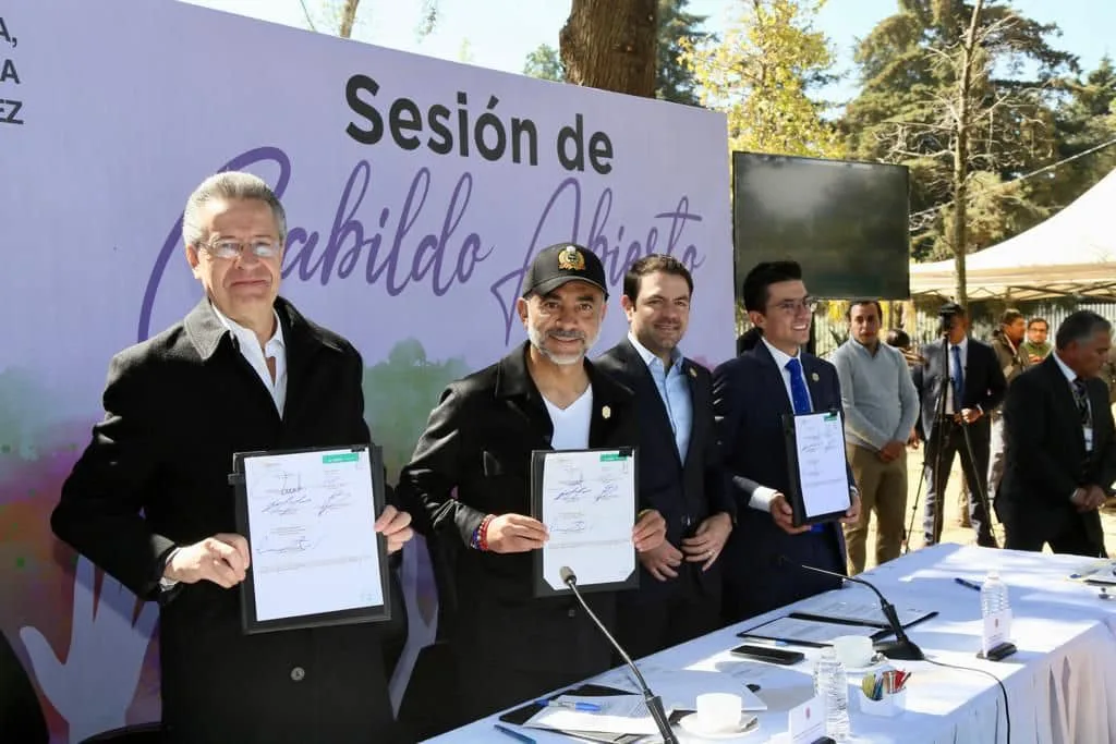 En la Quincuagesima Sexta Sesion Ordinaria de Cabildo se aprobo jpg