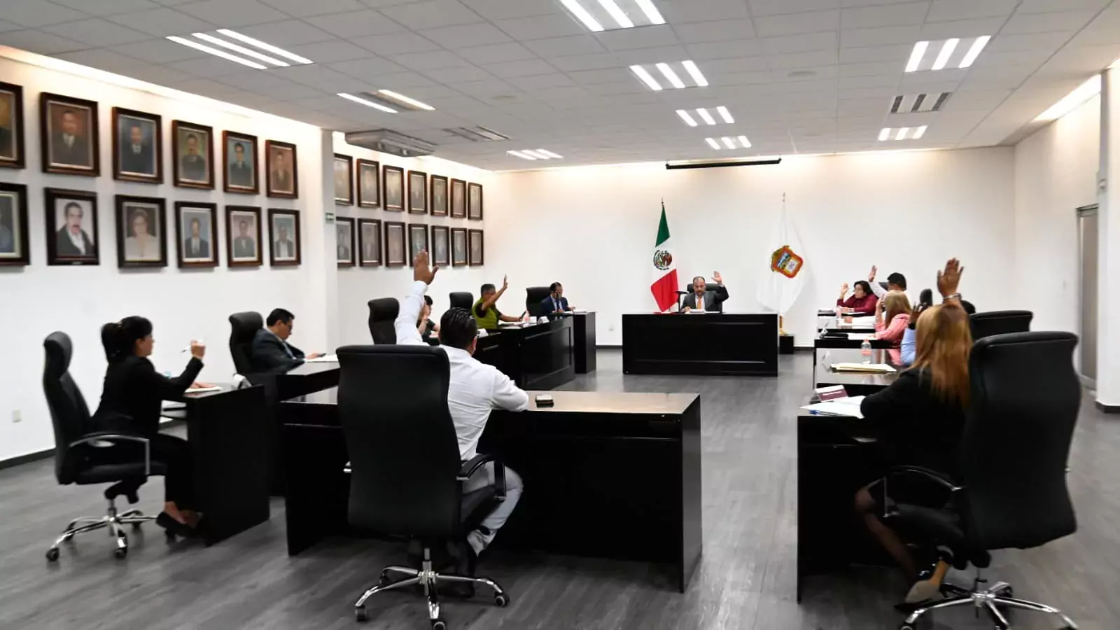 Encabece la 59a Sesion Ordinaria de Cabildo donde aprobamos de jpg