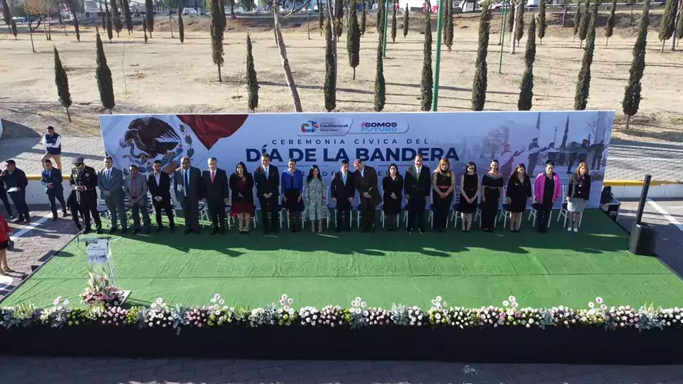 Esta manana la Presidenta Municipal Karla Fiesco Garcia encabezo la jpg