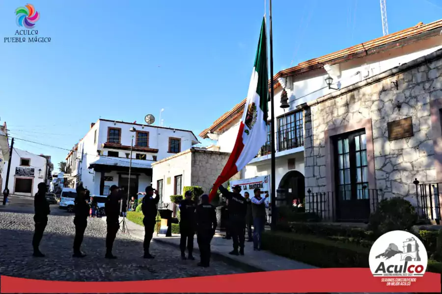 Esta manana llevamos a cabo la ceremonia civica en conmemoracion jpg