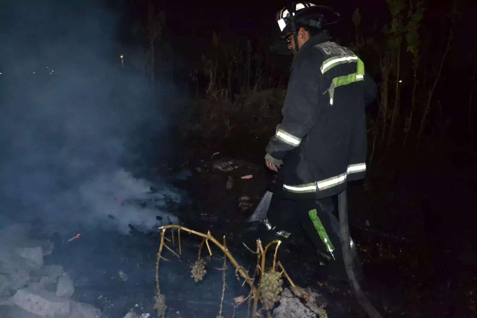 EstaNoche Elementos de Proteccion Civil y Bomberos Coacalco 2022 2024 sofocaron jpg