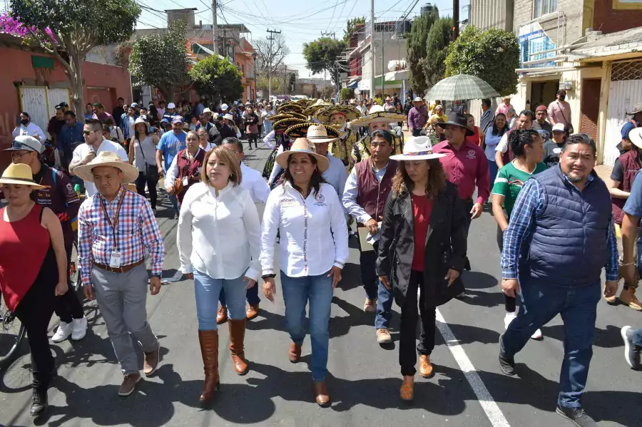 GOBIERNO DE CHIMALHUACAN REHABILITA AVENIDA JUAREZ EN BARRIO VILLA XOCHITENCO jpg