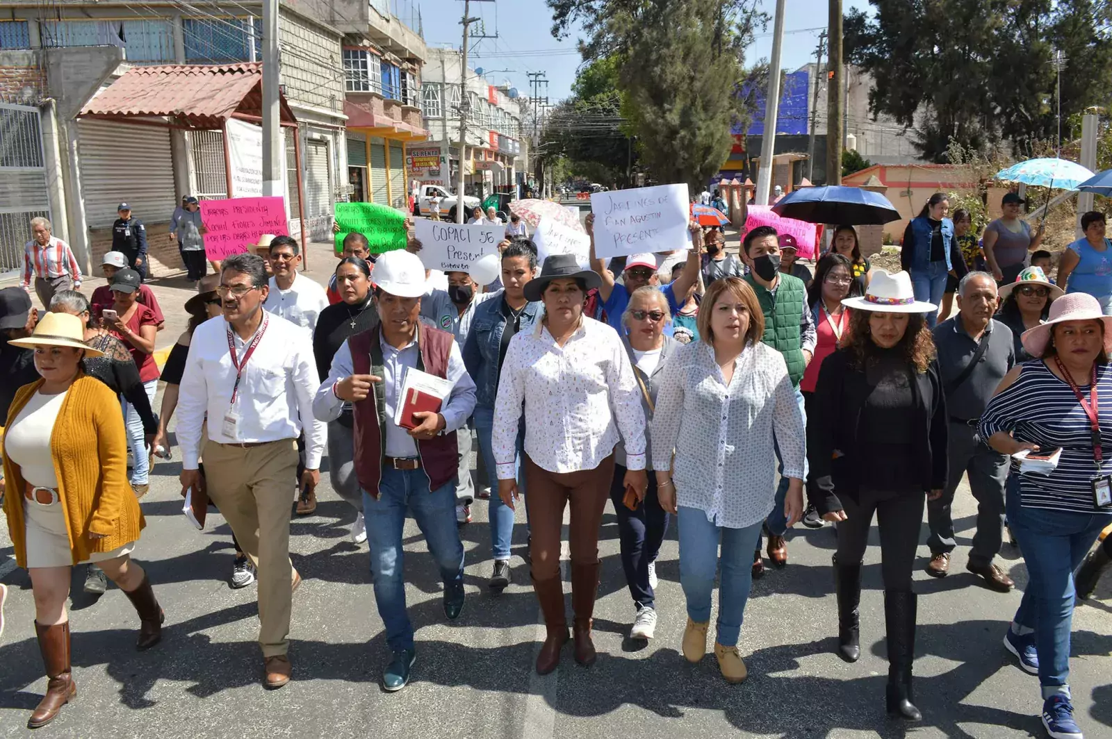 GOBIERNO DE CHIMALHUACAN REHABILITA AVENIDA MEXICO EN BARRIO SAN AGUSTIN jpg