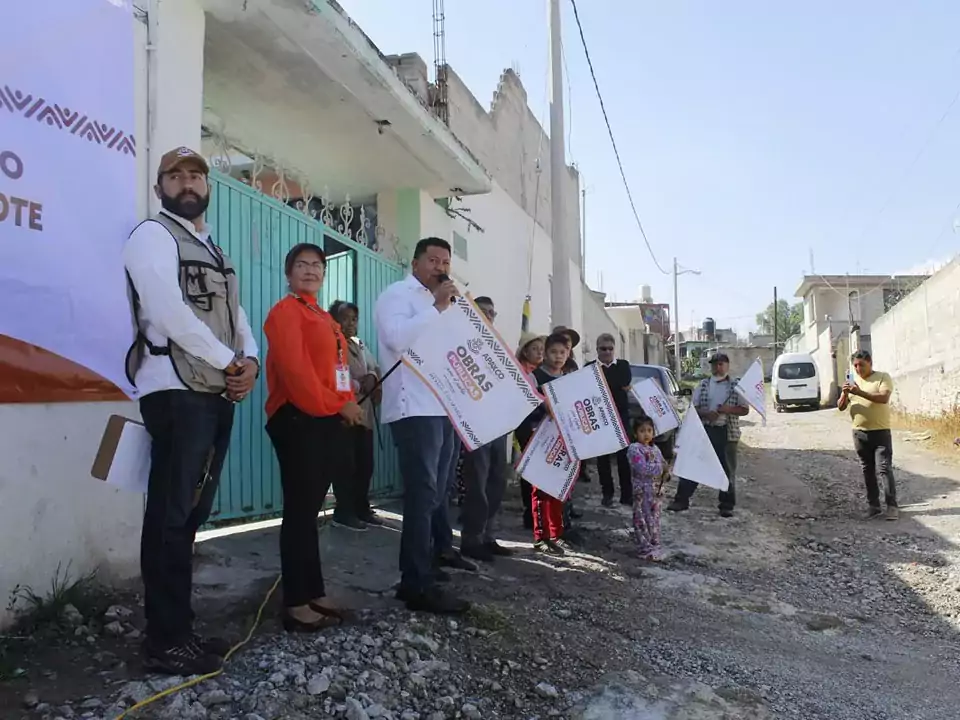 INAUGURAMOS LA PAVIMENTACION DE CERRADA TEJOCOTE DE COLONIA LA CRUZ jpg