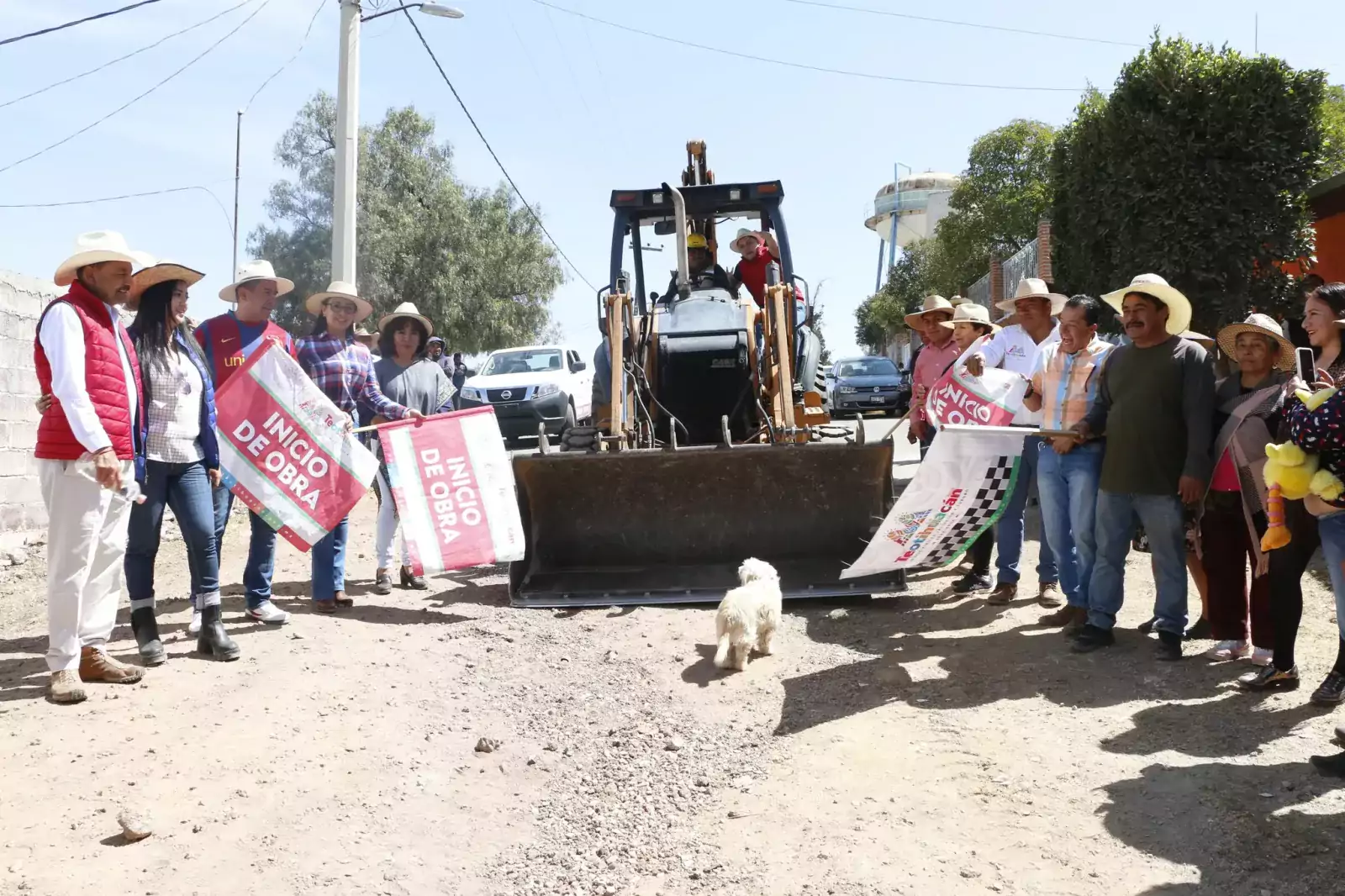 Inicio de la obra Pavimentacion con Concreto Calle Manuel Martinez jpg