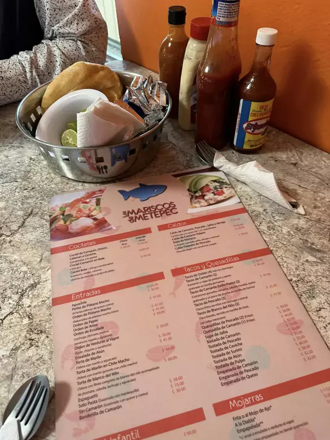 Los viernes de cuaresma te invitamos a #Metepequear a Mariscos Metepec Av.  Paseo - Estado de México