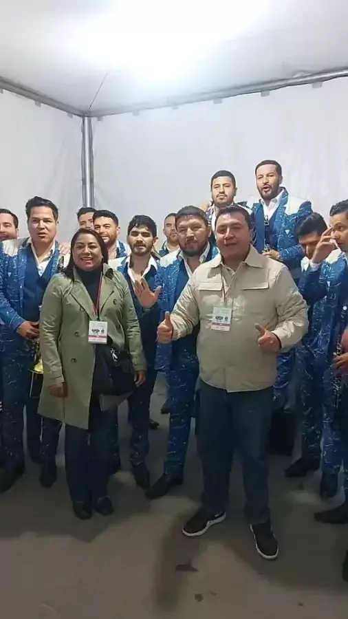 Nuestros amigos de la Banda El Recodo tienen un mensaje jpg