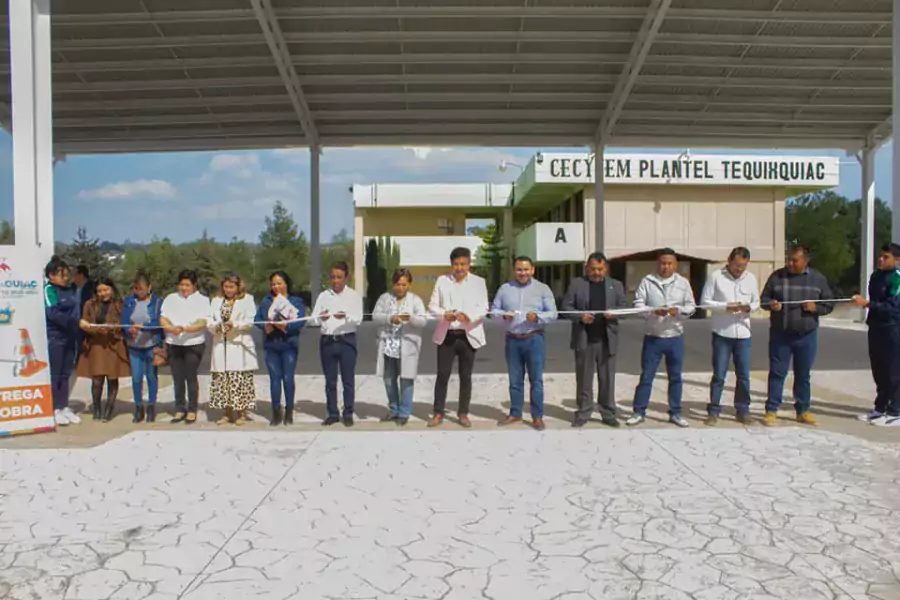 Para el Gobierno Municipal la educacion es una prioridad por jpg