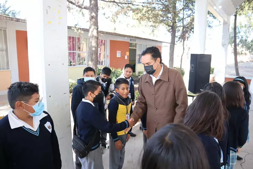 Refrendando nuestro compromiso con la Educacion y haciendo Comunidad Sociedad jpg