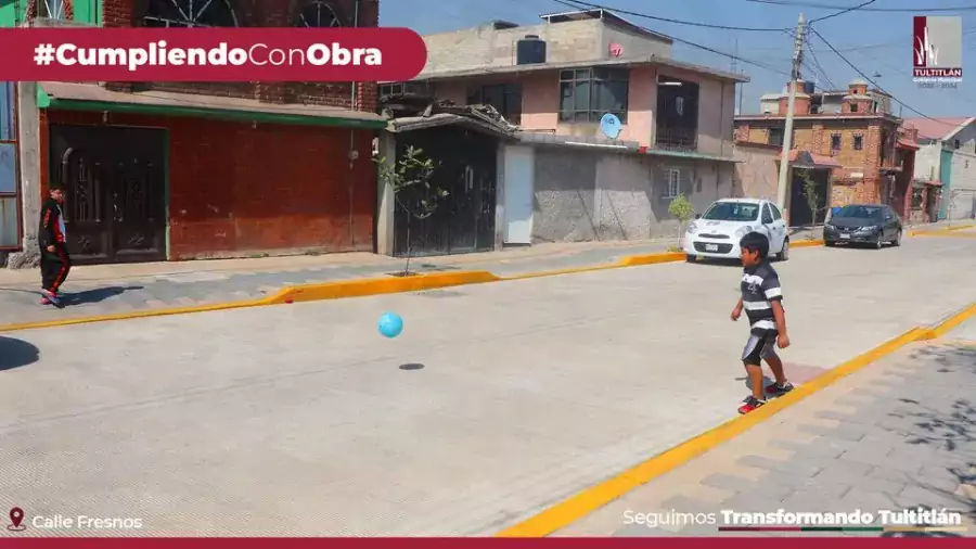 Seguimos CumpliendoConObra en calle Fresnos en la colonia Lazaro Cardenas jpg