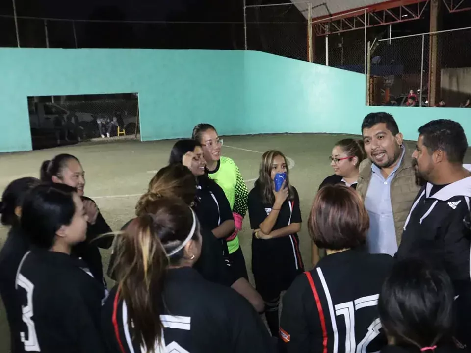 TERMINO LA SEGUNDA JORNADA DEL TORNEO EMPRESARIAL FEMENIL DE FUTBOL jpg