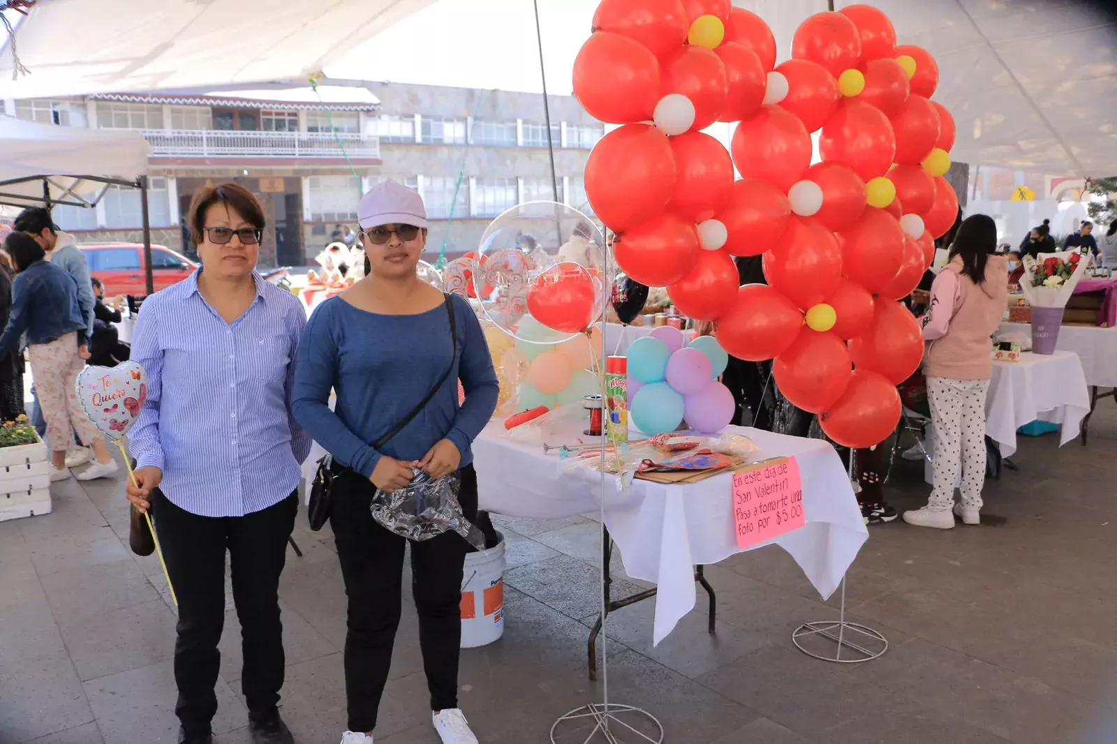 Te esperamos desde hoy en el Festival de Amor con jpg