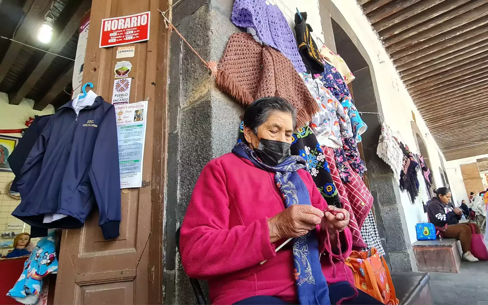 Vengan y visiten el corredor artesanal a partir de las jpg