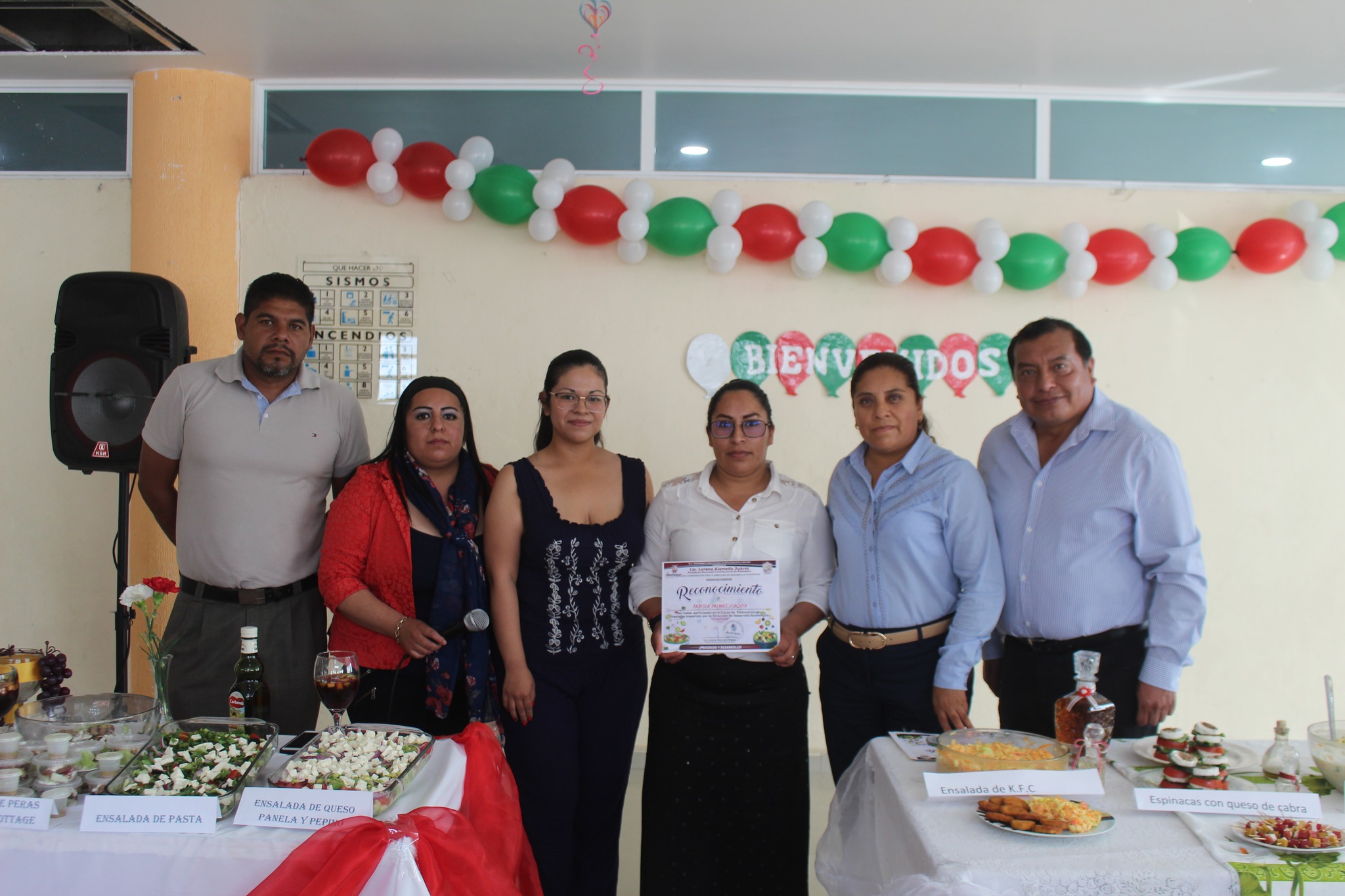 1678196749 258 ¡¡¡CLAUSURA DE CURSO DE ENSALADAS EN BARRIO CENTRAL