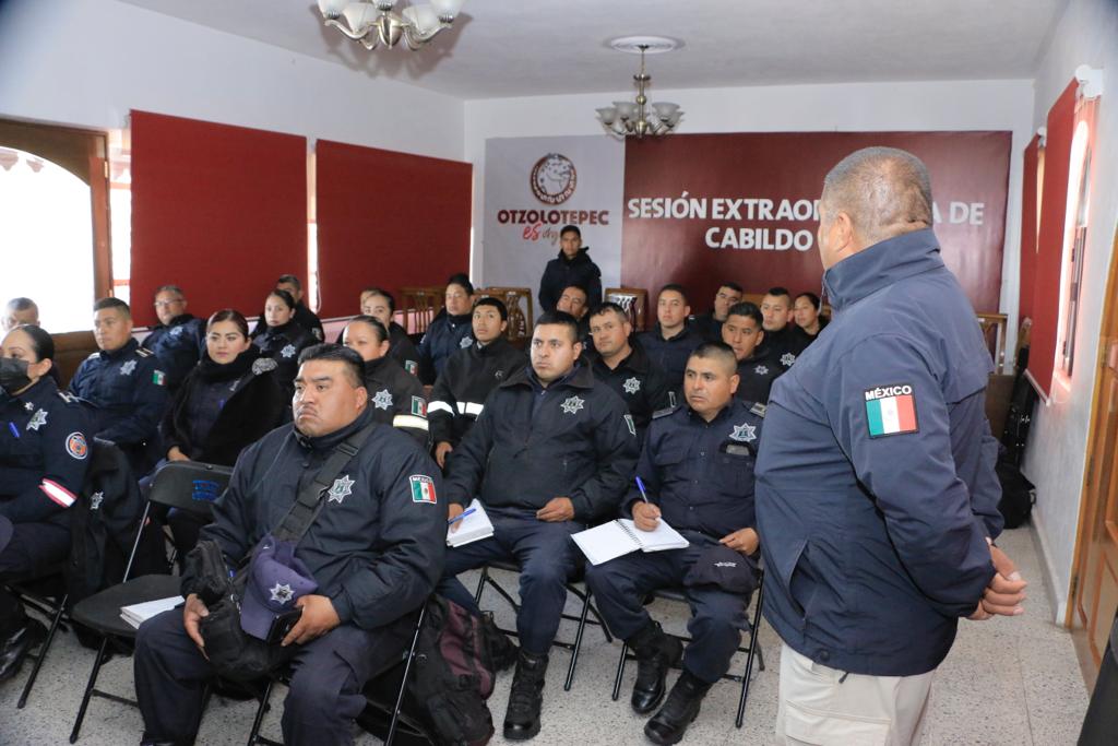 1678212321 410 Recibe policia de Otzolotepec capacitacion en perspectiva de genero