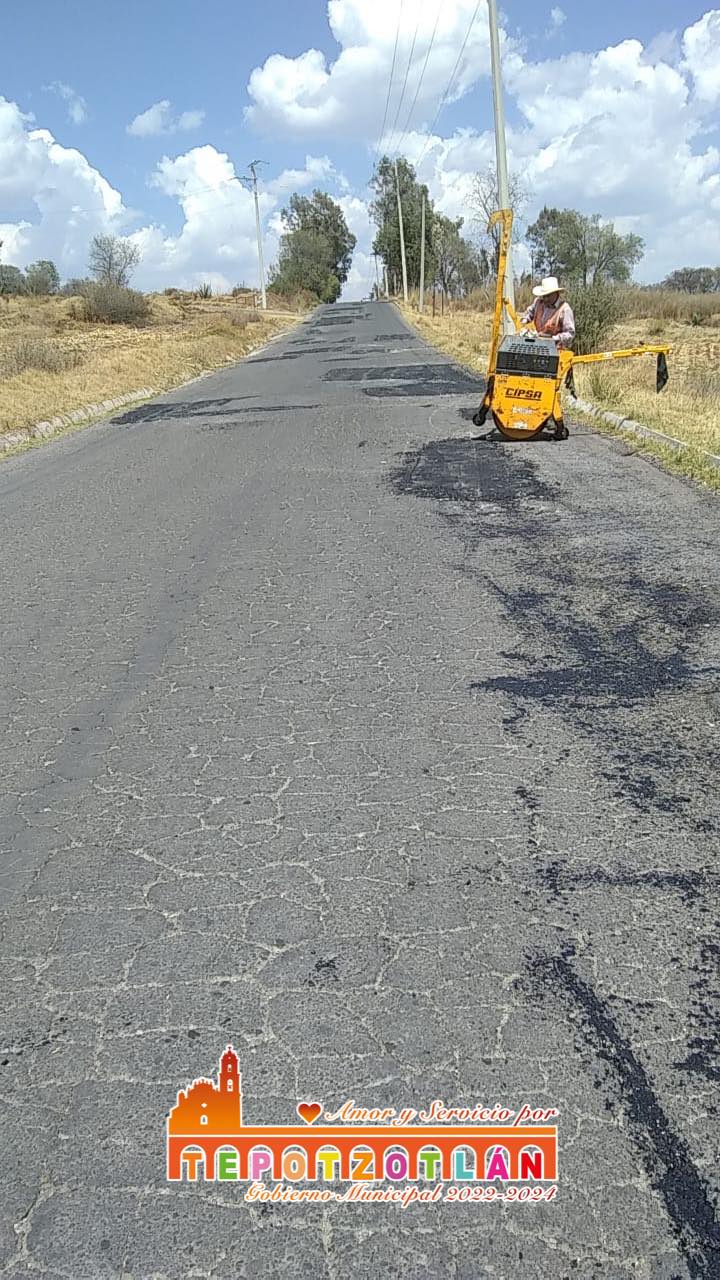 1678824925 937 La Direccion de Servicios Publicos Municipales realiza bacheo en la