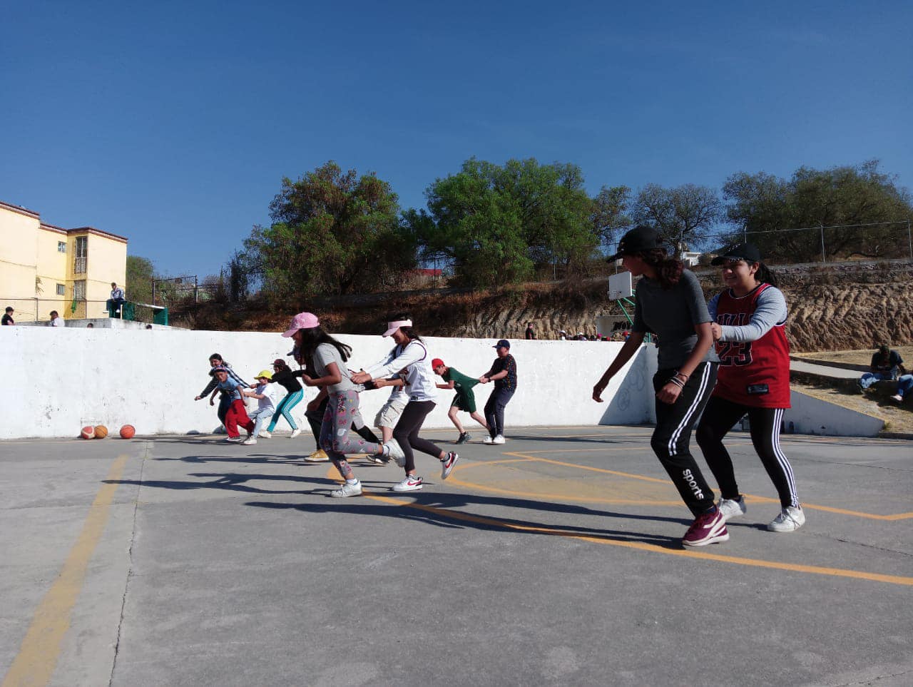 1678887323 878 ¡Activate en las Escuelas de Iniciacion Deportiva Practica futbol basquetbol