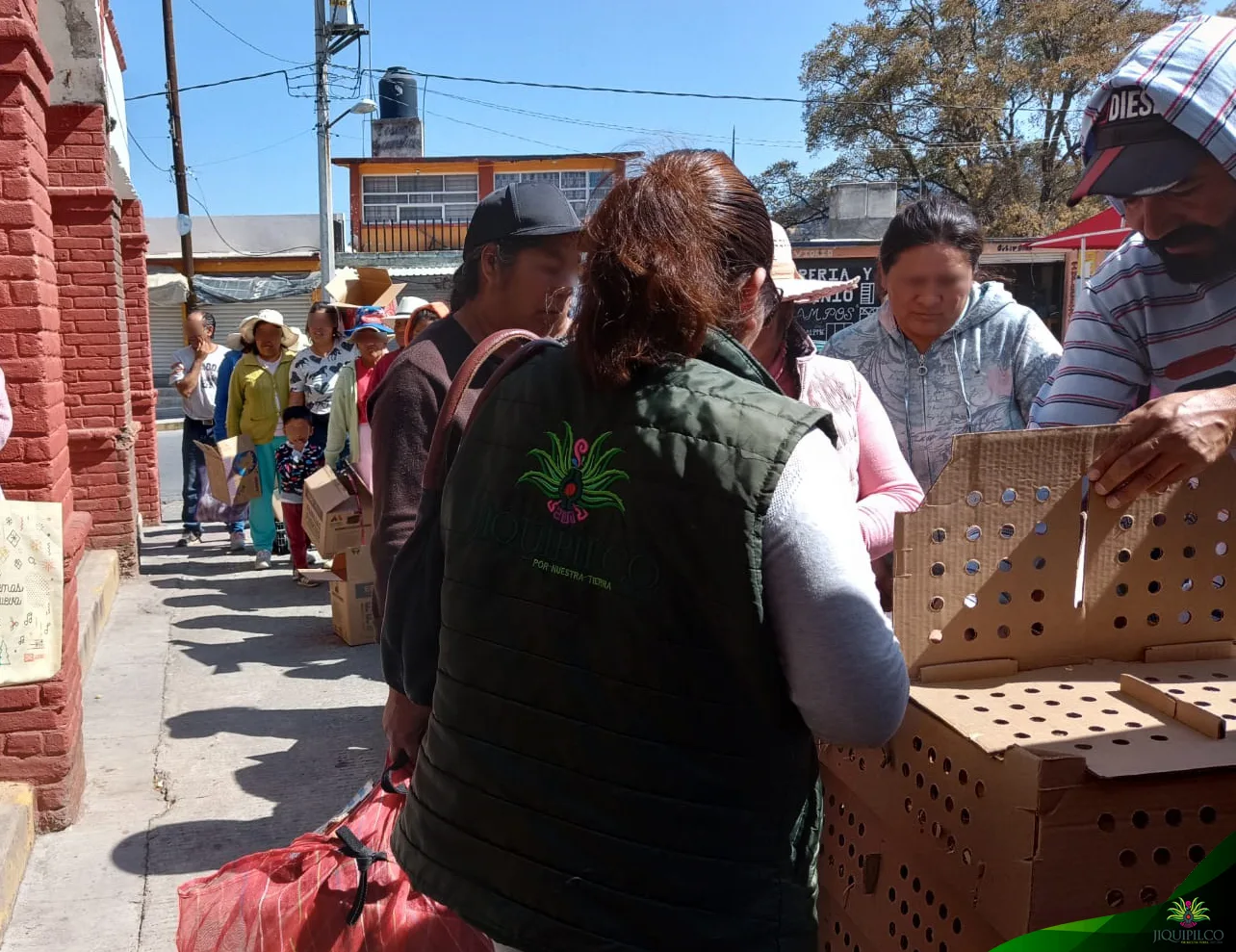 1678900974 Continuamos entregando paquetes de pollos a bajo costo con el jpg