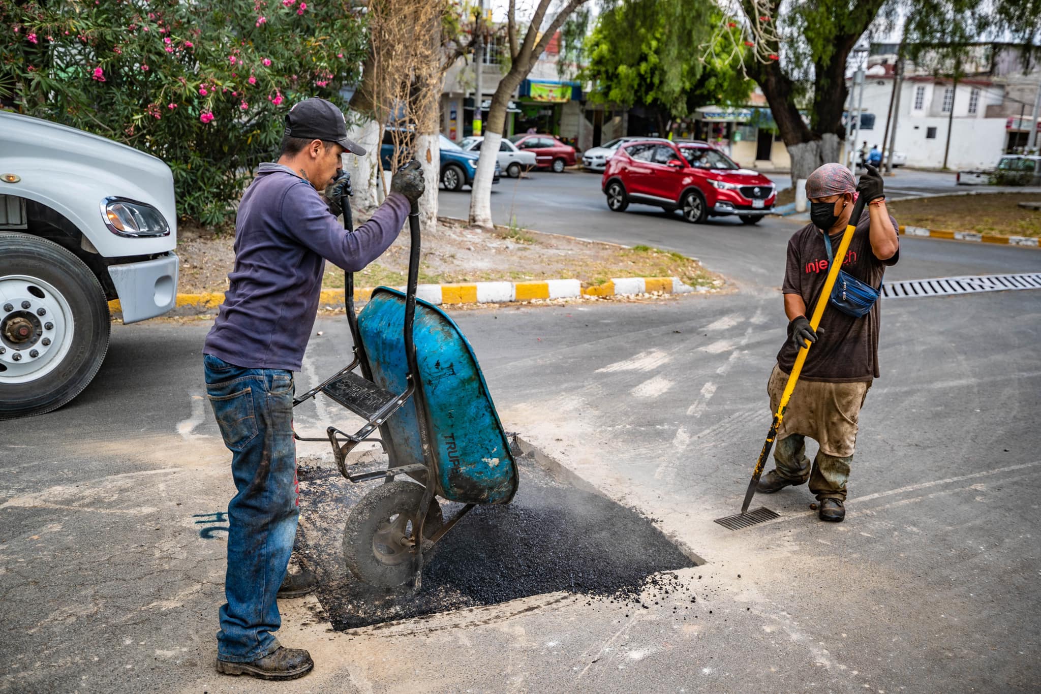 1679059996 991 Para mejorar la movilidad en nuestro municipio personal de ServiciosPublicos