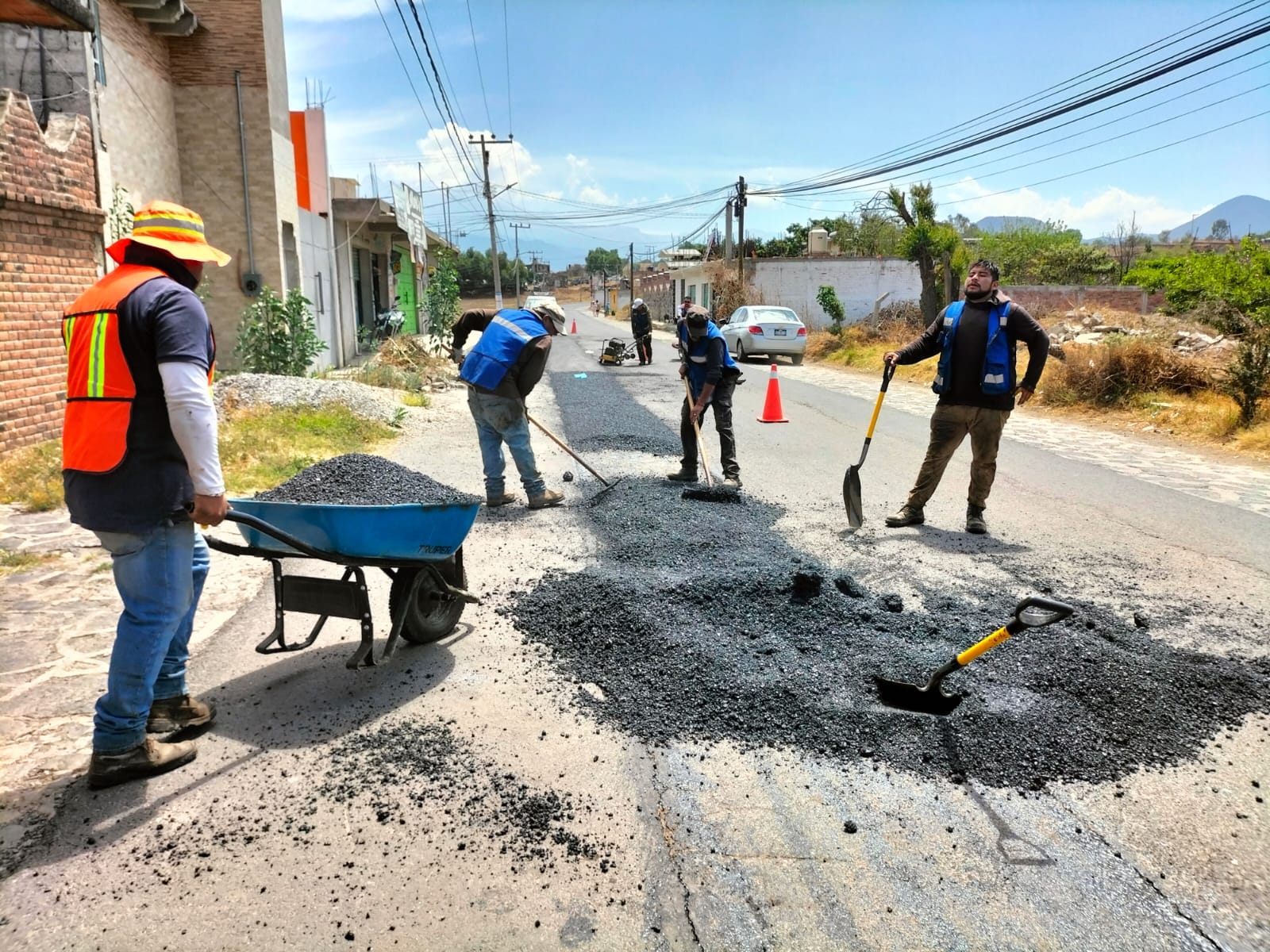 1679612178 470 El Profr Felix Guzman Florin y el H Ayuntamiento de