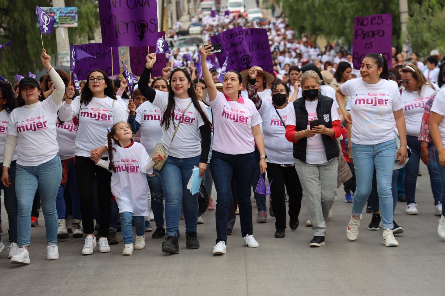 1679760927 229 Dentro del marco conmemorativo del Dia de la Mujer hoy