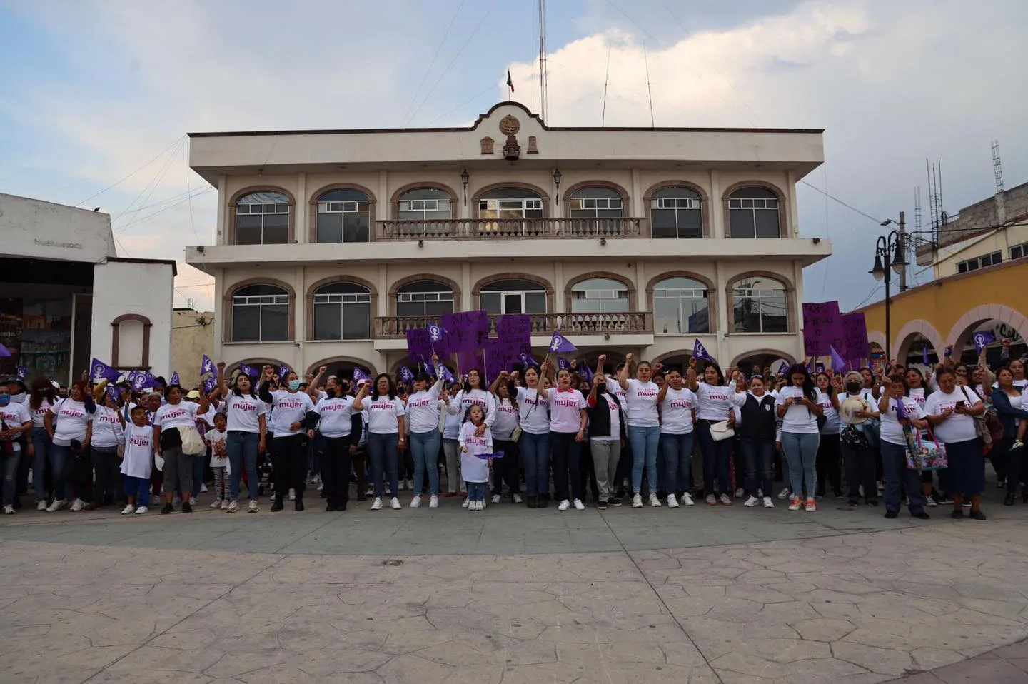 1679761045 Dentro del marco conmemorativo del Dia de la Mujer hoy jpg