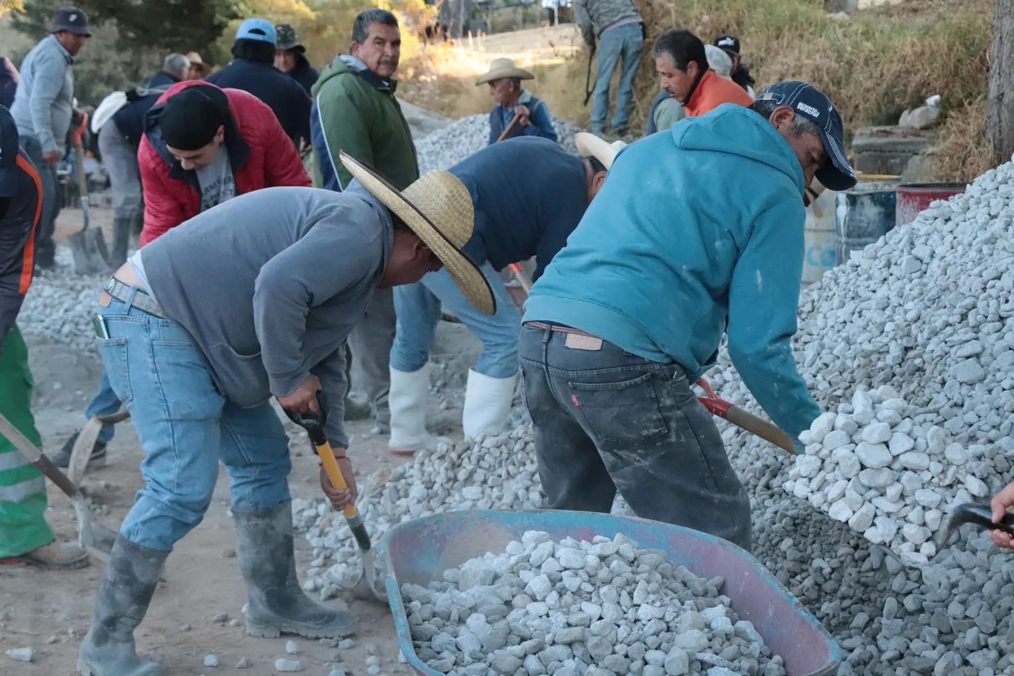 1679775334 Sumamos esfuerzos para realizar la faena del programa TuCalleAl100 en jpg