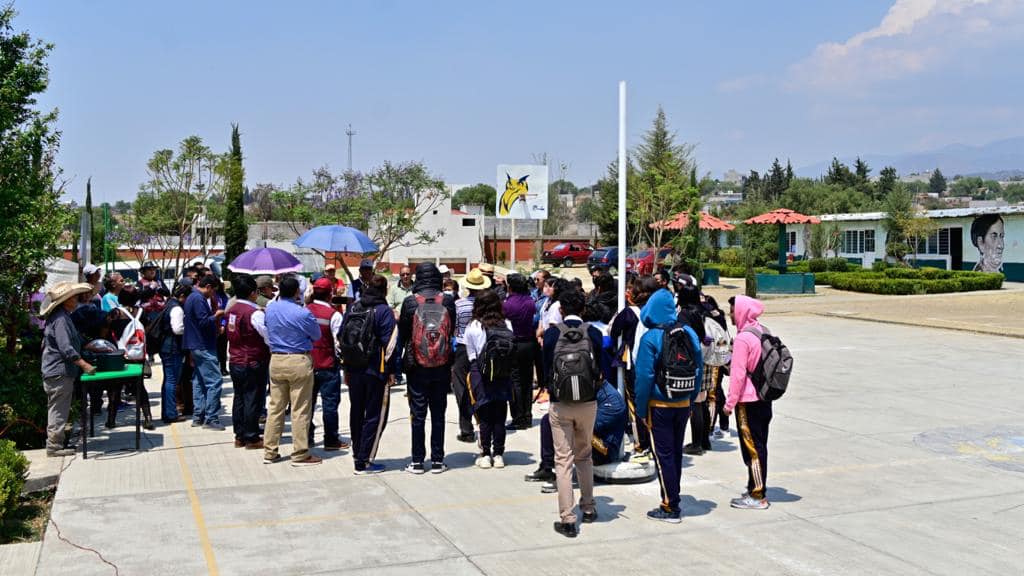 1679786074 923 Las obras en favor de la educacion continuan