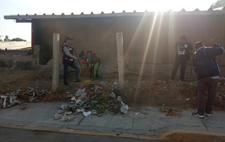 1679835918 811 SERVIDORES PUBLICOS DE CHIMALHUACAN REALIZAN JORNADA DE LIMPIEZA EN CALLE