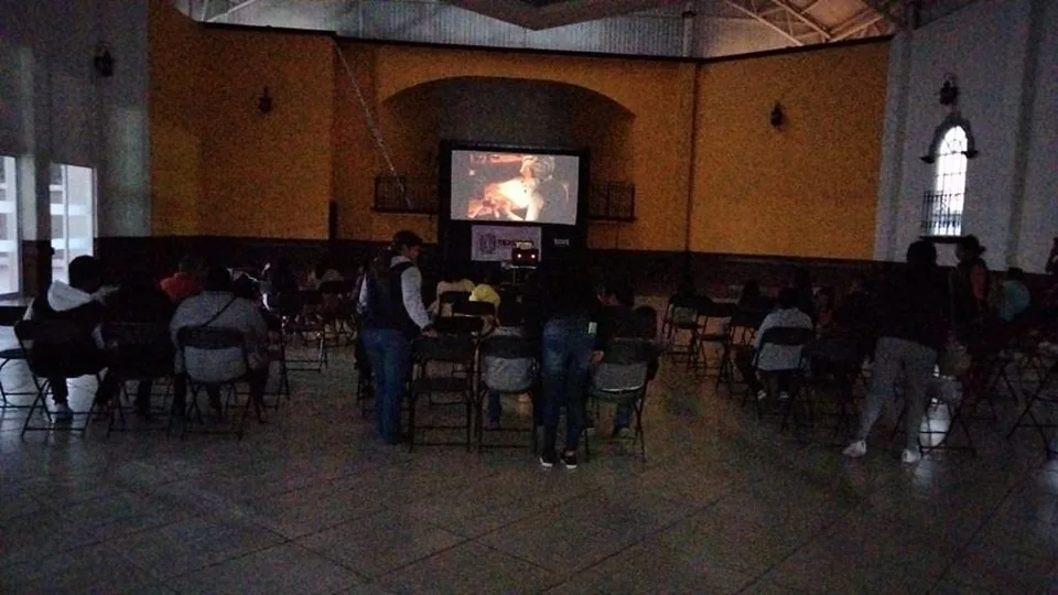 1679845148 Asi se vivio la Noche de Cine y Picnic Mantente jpg