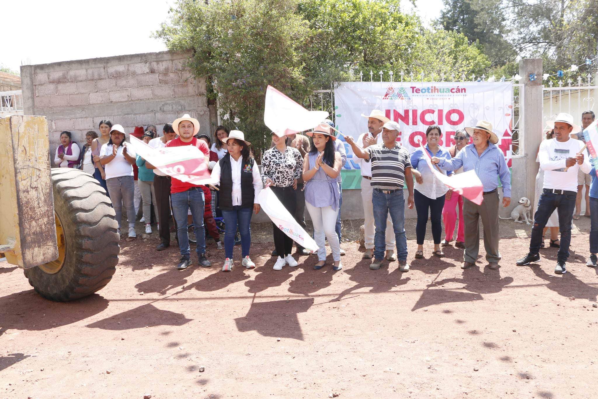 1679872884 351 Banderazo de inicio a la obra de Pavimentacion con adocreto