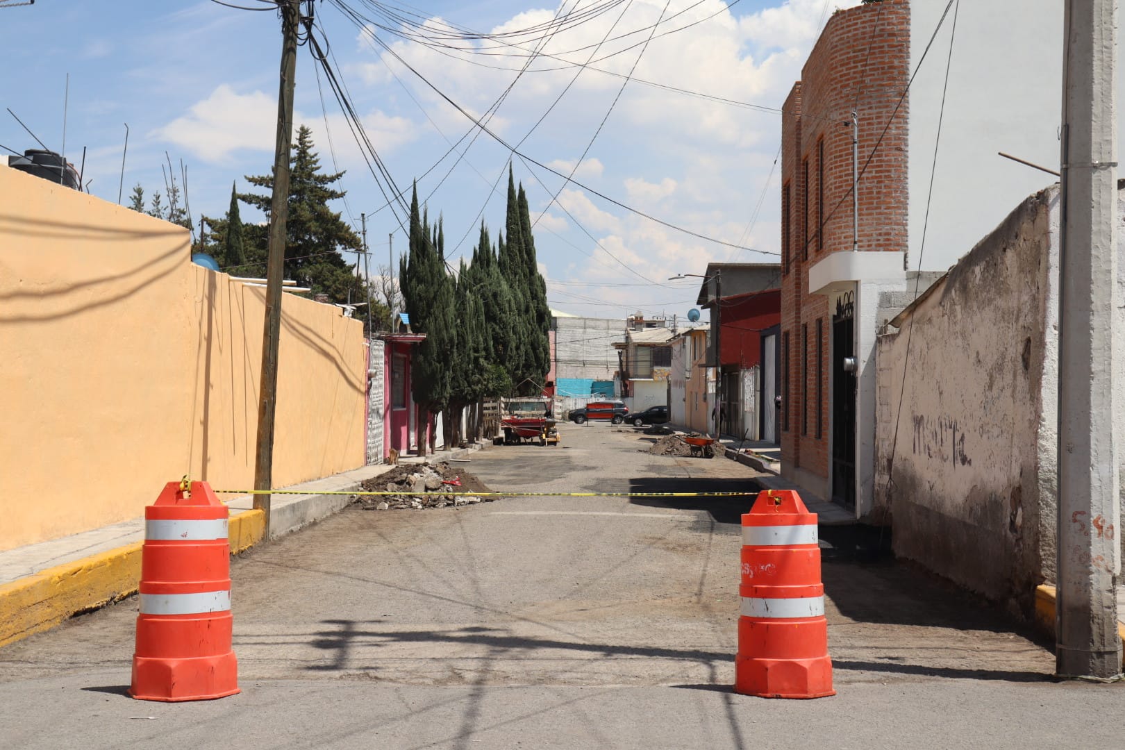 1679960535 452 Esta tarde estamos realizando rabajos de bacheo en la CalleLazaroCardenas