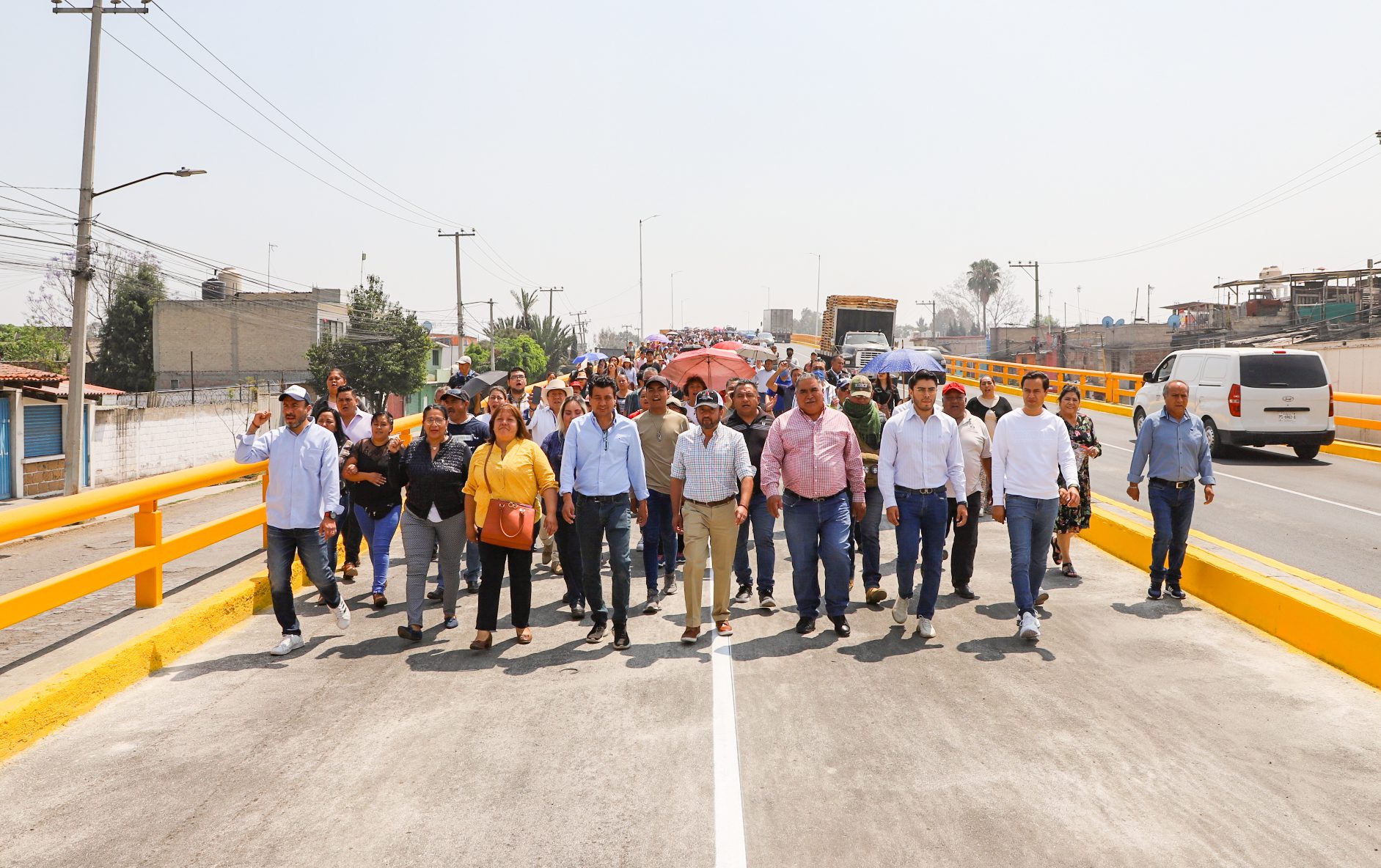 1680021207 61 Durante la apertura del Puente Madero a la circulacion vehicular