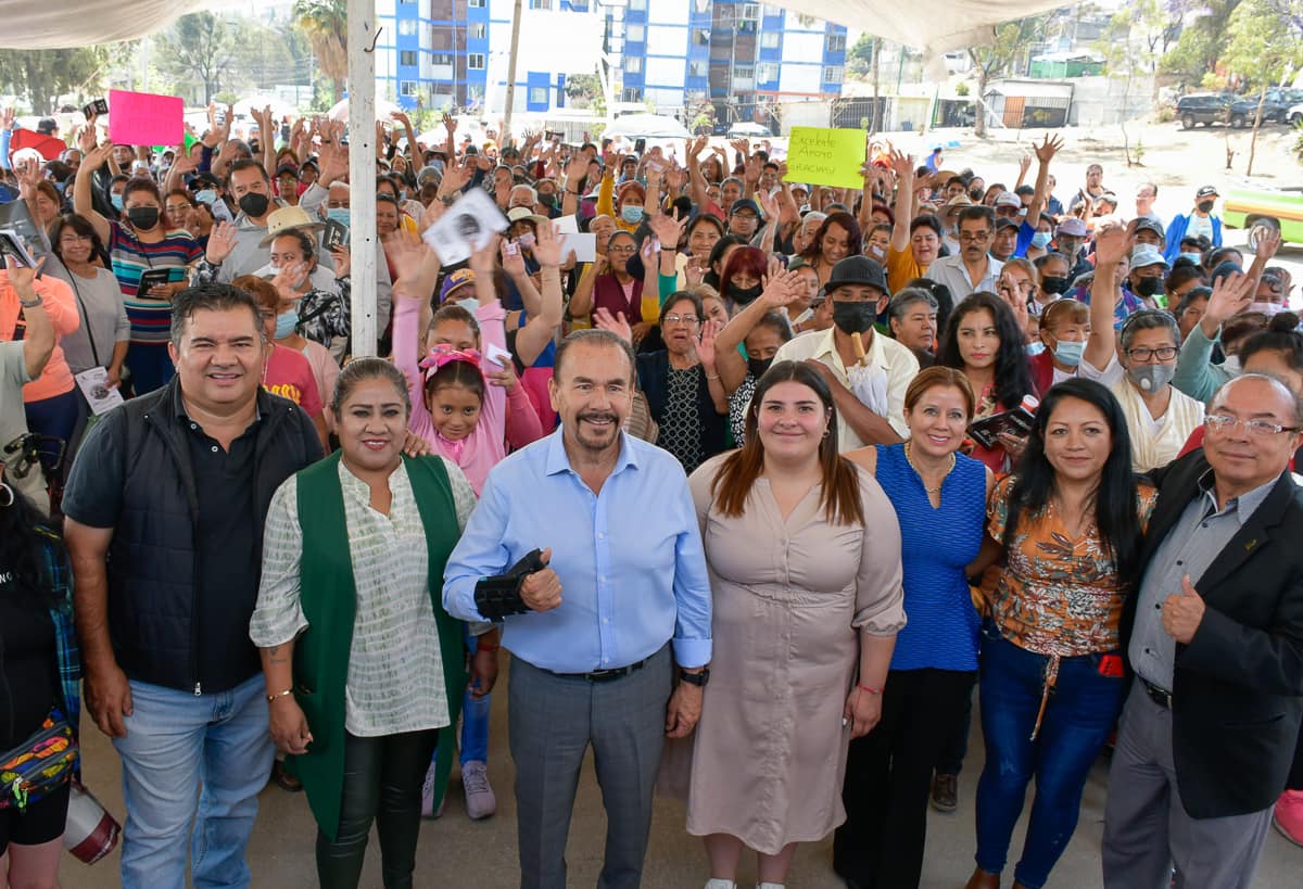 1680036671 El Presidente Municipal de AtizapanDeZaragoza Pedro Rodriguez Villegas y el