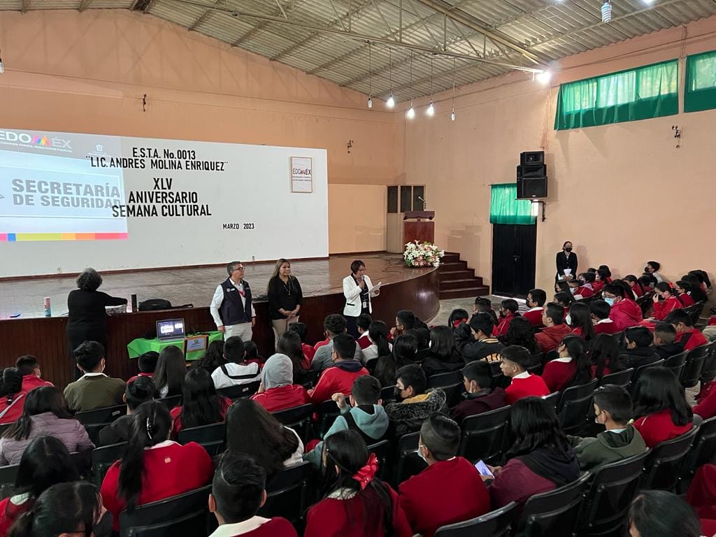 1680093680 752 A traves de conferencias en las Instituciones Educativas se sensibiliza