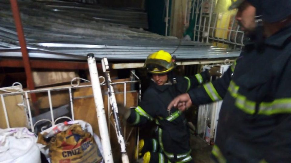 1680097574 182 Nuestro equipo de Proteccion Civil y Bomberos presta auxilio a