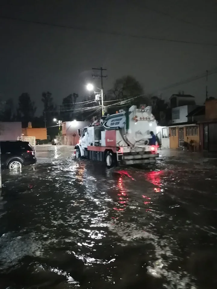 1680105193 Nuestro personal de Proteccion Civil y Bomberos Agua Potable Drenaje jpg