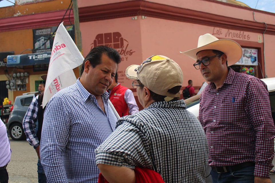 1680181935 408 Nuestro Presidente Municipal Hilarion Coronel Lemus dio el banderazo de