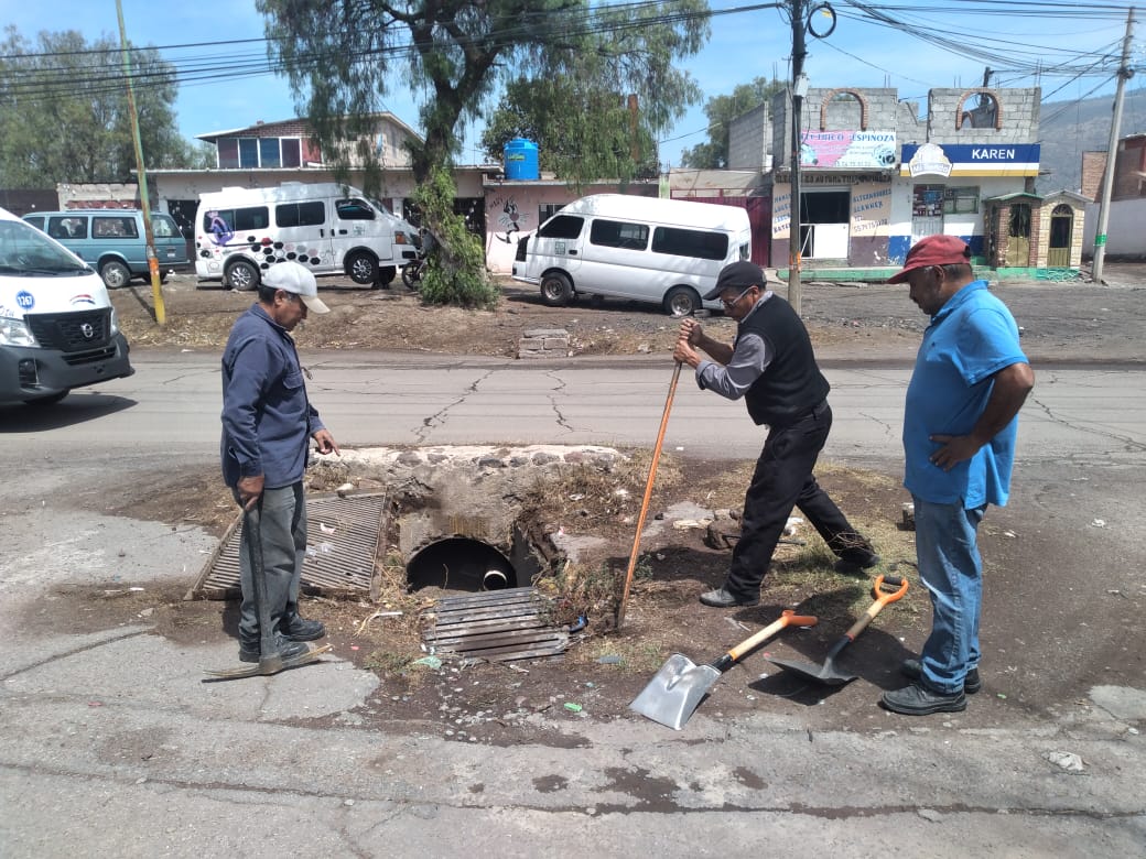 1680213082 107 Esta tarde el equipo de servicios publicos esta trabajando para