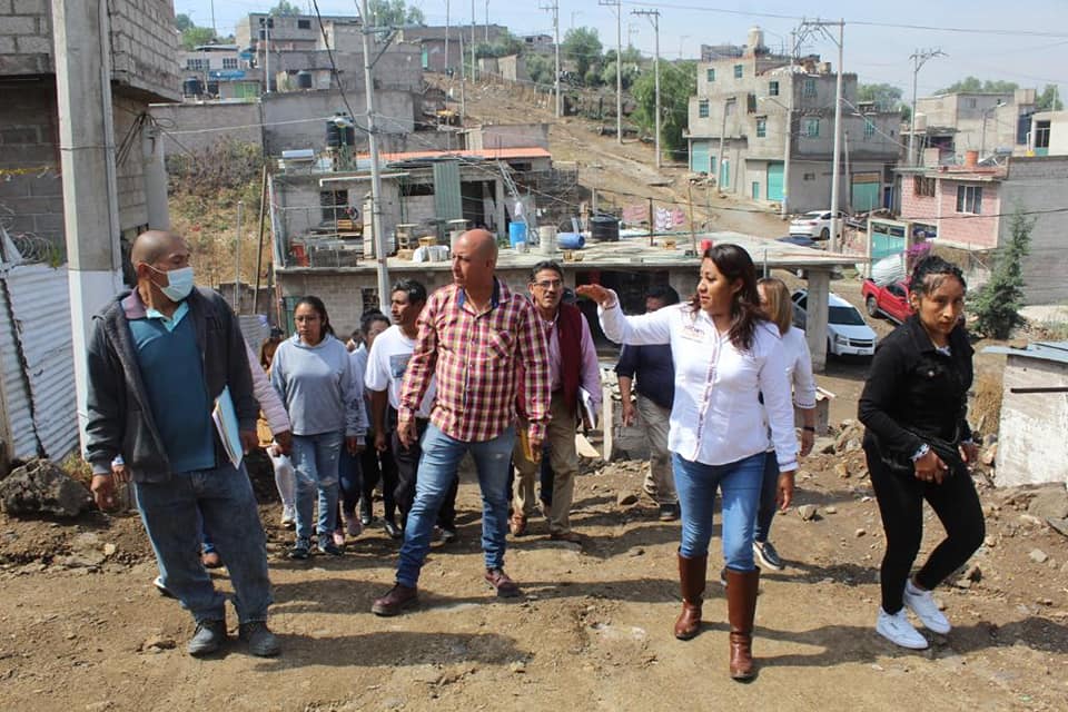 1680214938 GOBIERNO DE CHIMALHUACAN LLEVA OBRA DE DRENAJE A FAMILIAS VULNERABLES