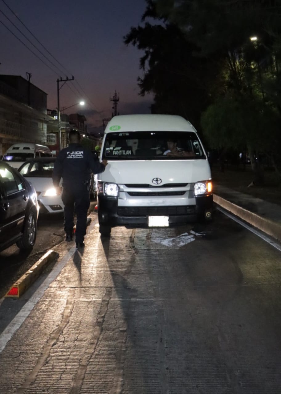 1680264975 716 Continuamos con el operativo permanente en el carril confinado del