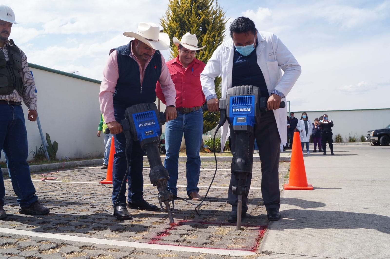 1680279735 179 Para poder certificar al Hospital General de Villa del Carbon