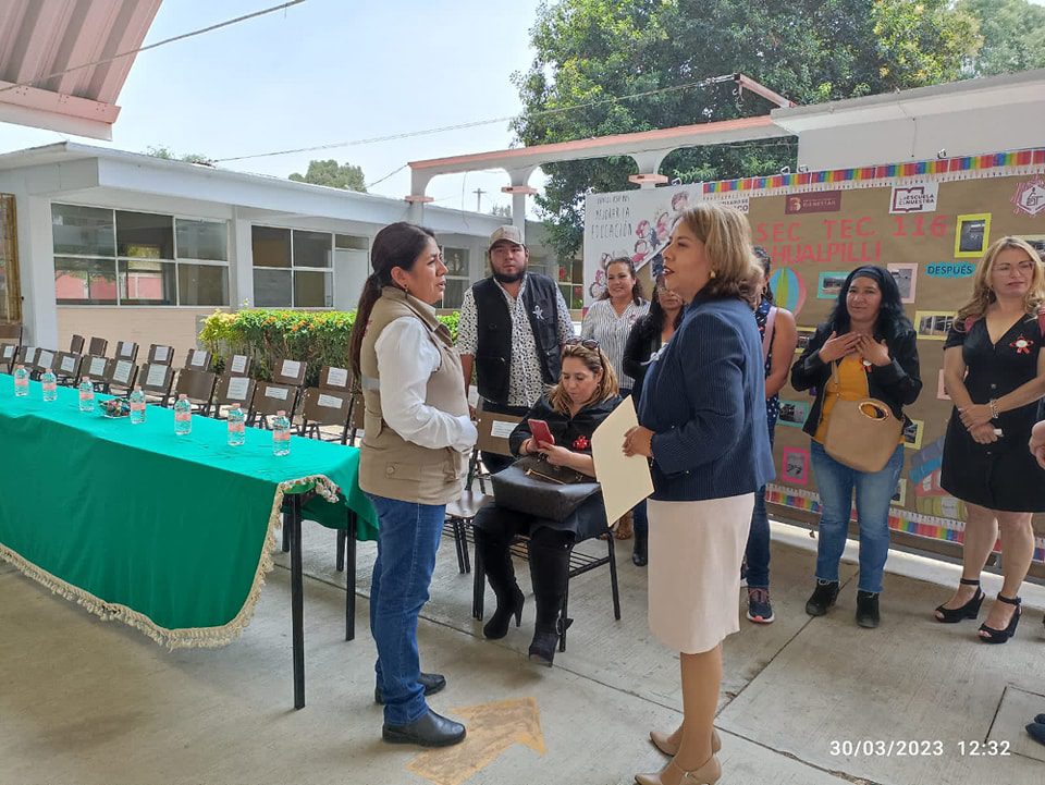 1680279985 97 Miembros del Ayuntamiento de Texcoco acudieron en representacion de la