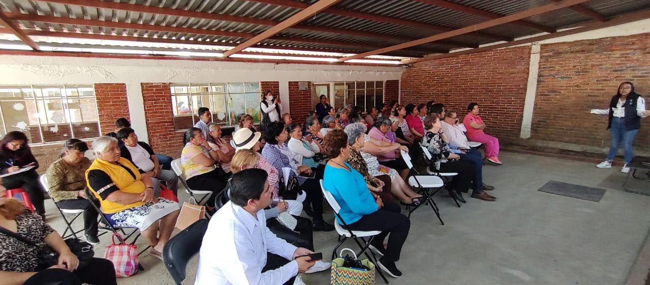 1680290465 Agradecemos la visita del CODHEM a CoatepecHarinas para la imparticion