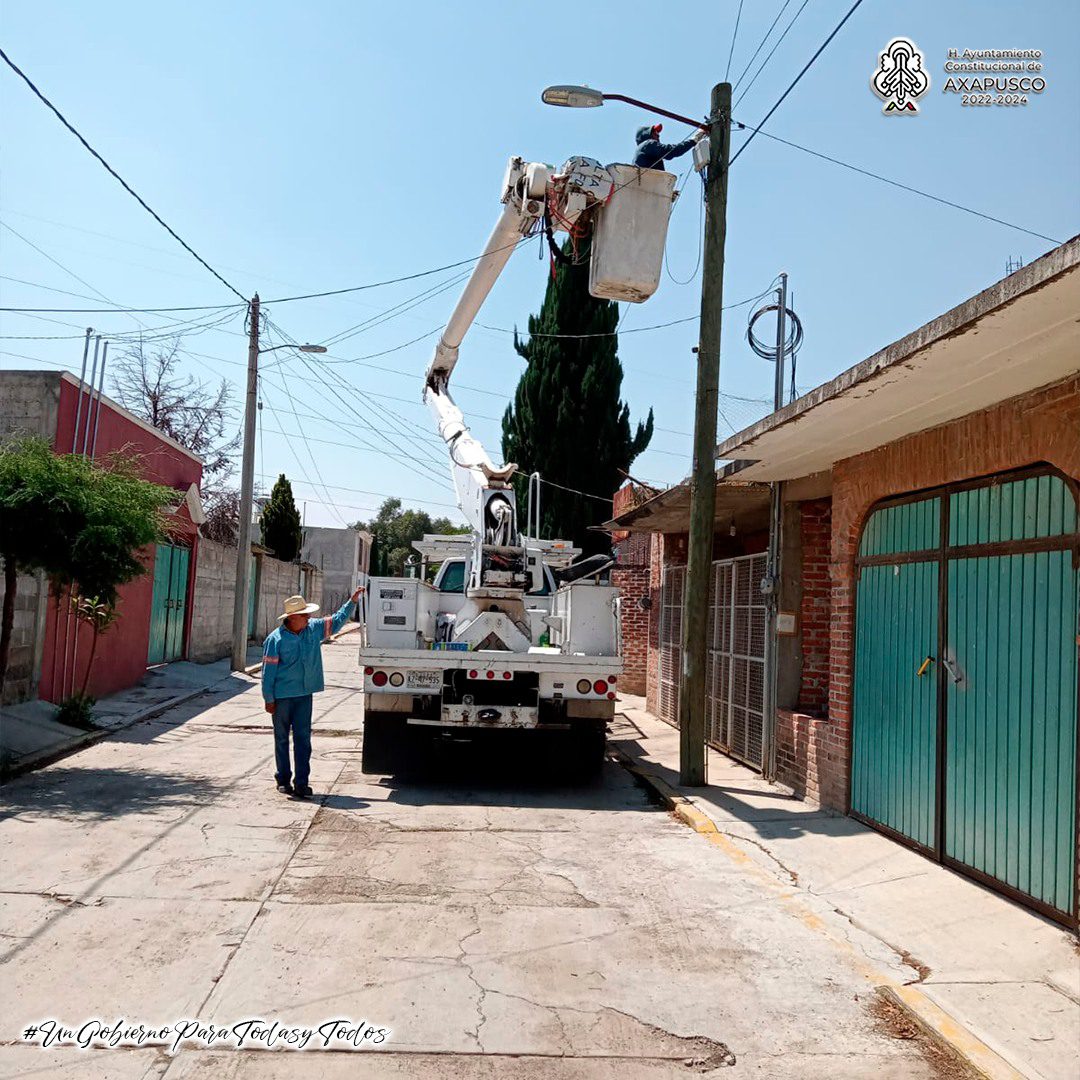 1680306802 362 Los trabajos de la Coordinacion de AlumbradoPublico del H Ayuntamiento