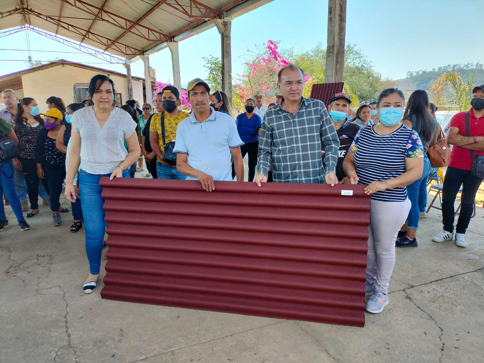 Desde muy temprano la Lic Marcela Ruiz Esparza Dominguez en