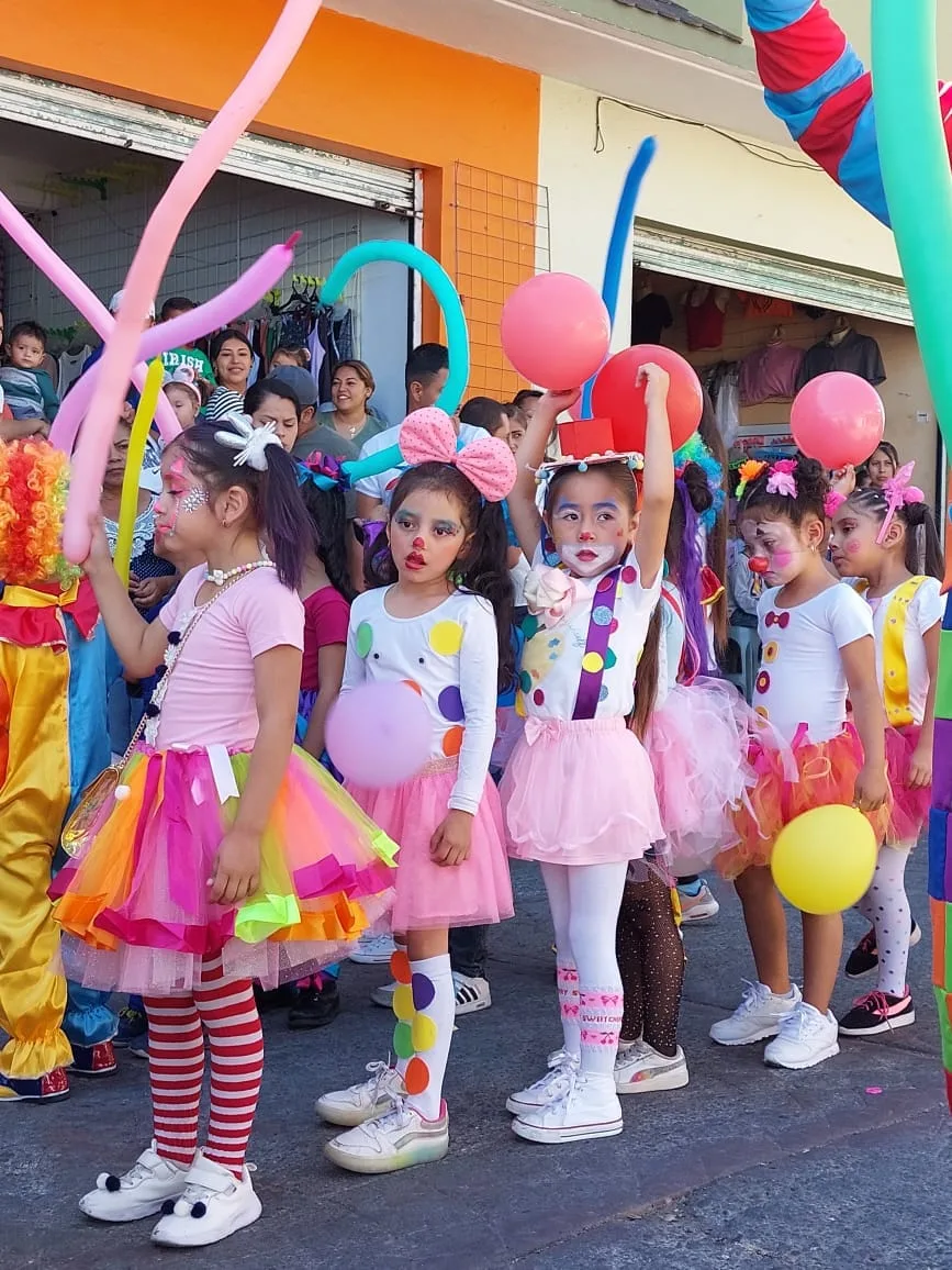 Desfile Conmemorativo al 217 aniversario del Natalicio de Benito Juarez jpg