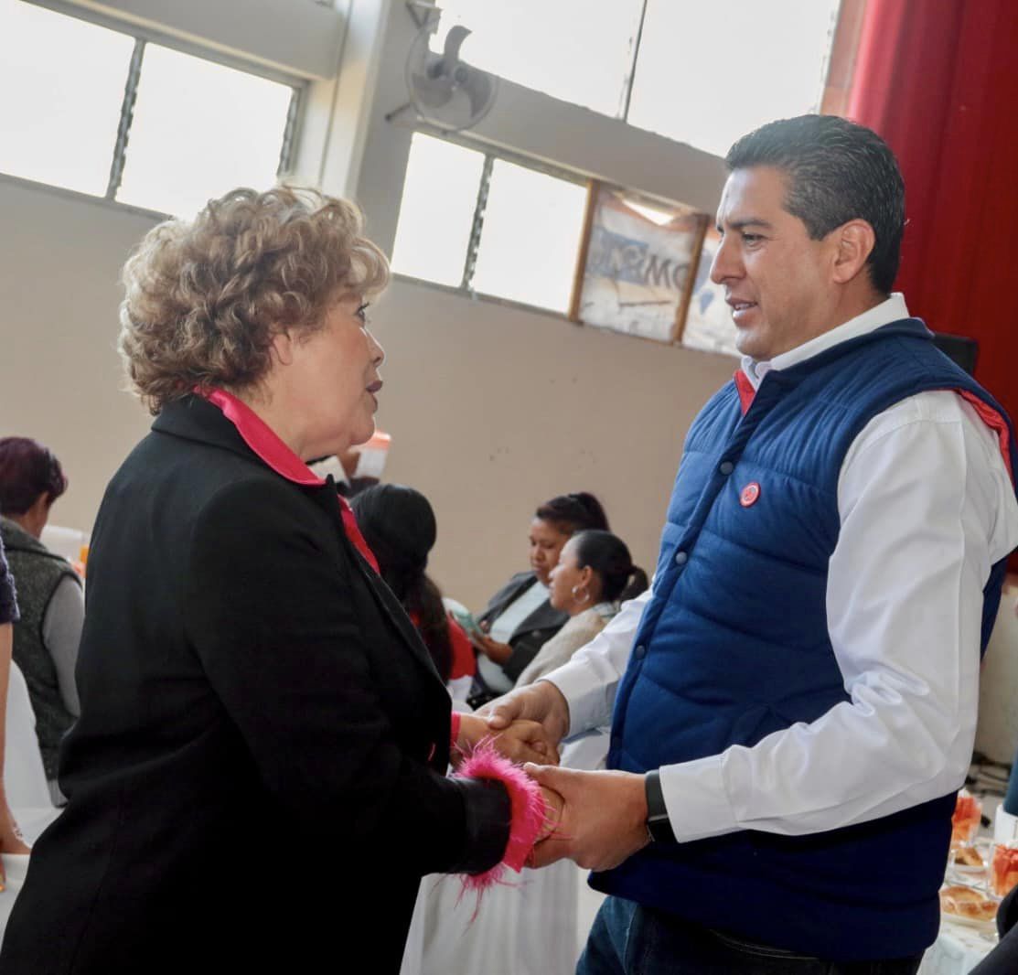 Gracias siempre a nuestras mujeres por darnos la fuerza