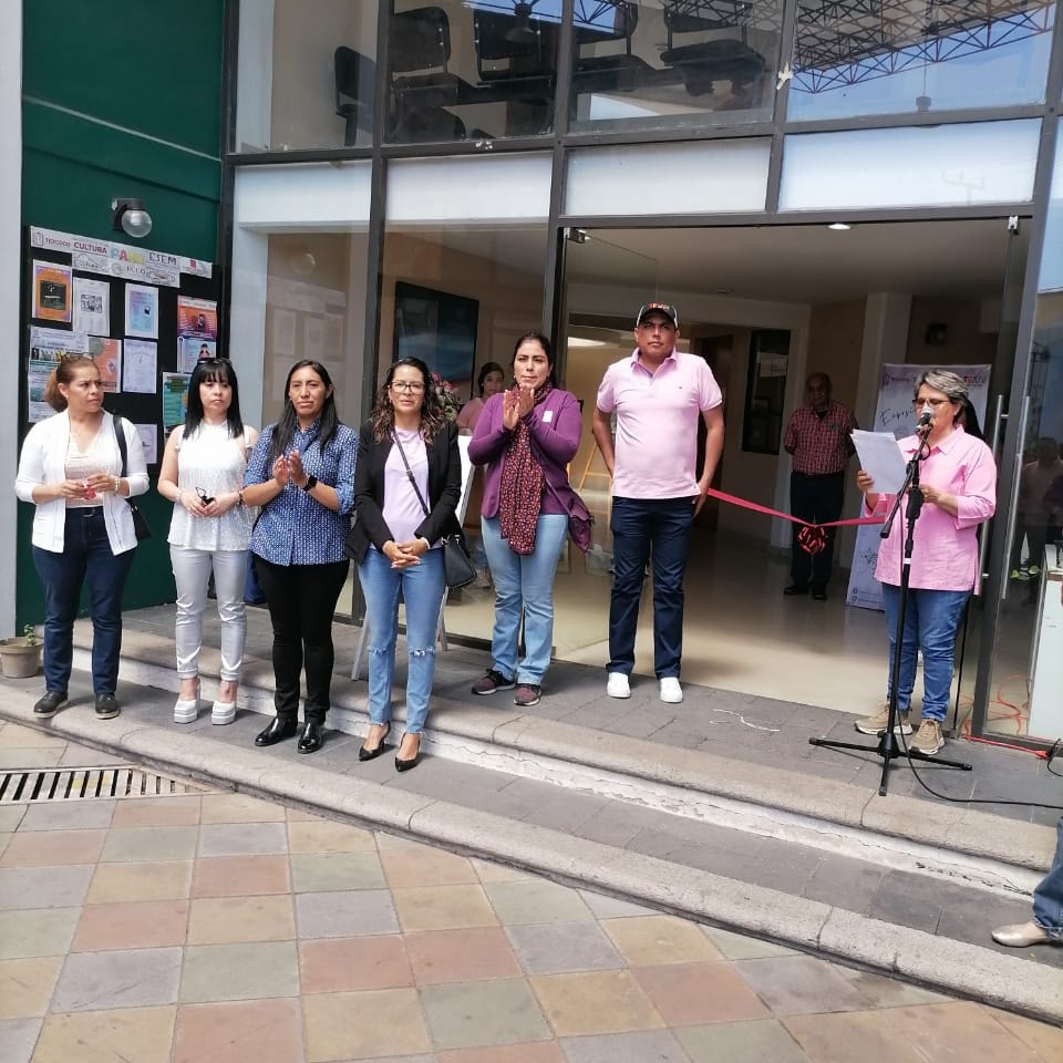 Inauguracion de la exposicion pictorica de 8 Mujeres en las